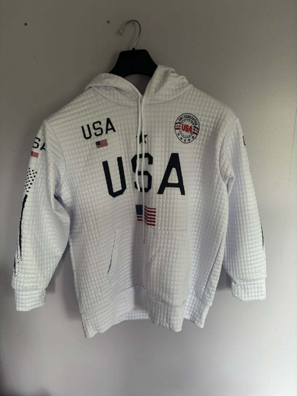 USA Graphic White Hoodie for Kids - Patriotic Long Sleeve Pullover